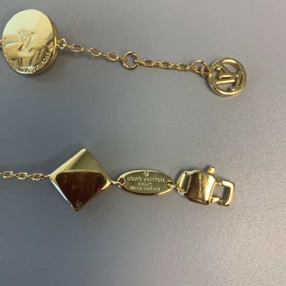 Louis Vuitton clover bracelet - Picture 7 of 11